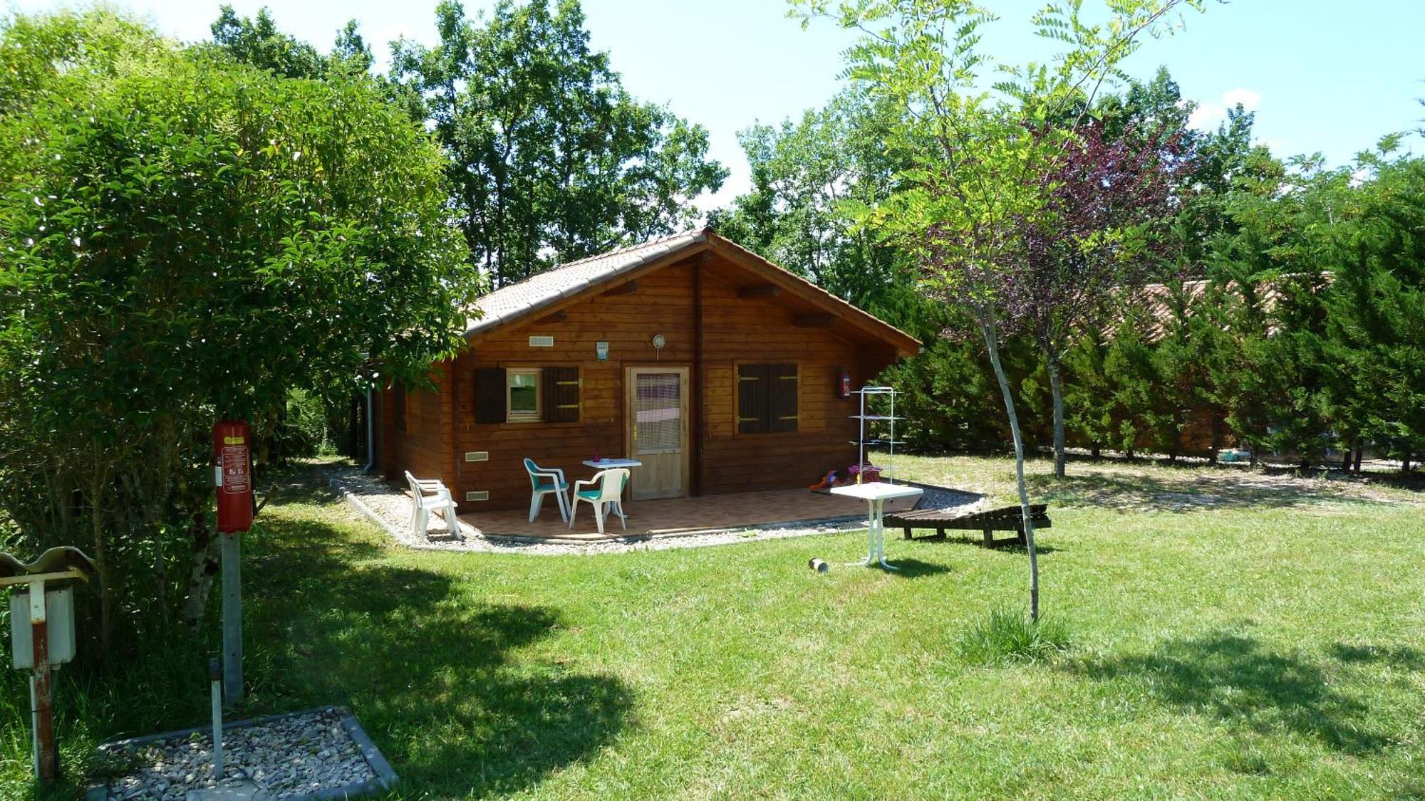 Camping Fontaine Du Roc Guest House Devillac Cameră foto
